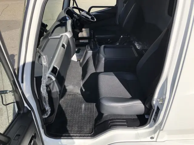 三菱 ファイター 2KG-FK65F(2WD)の写真33