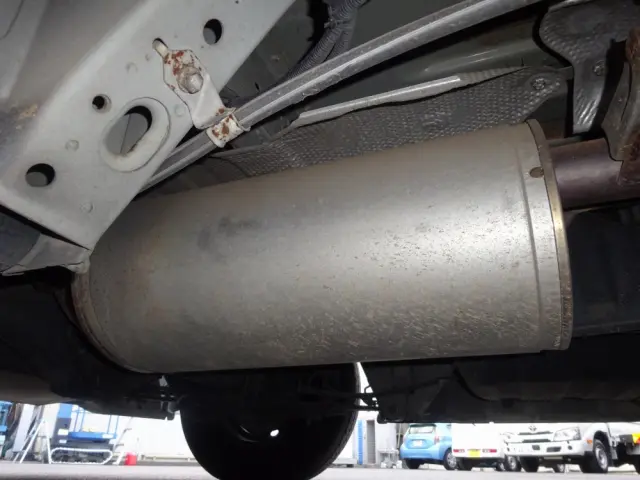 トヨタ ハイエース CBF-TRH221K(2WD)の写真43