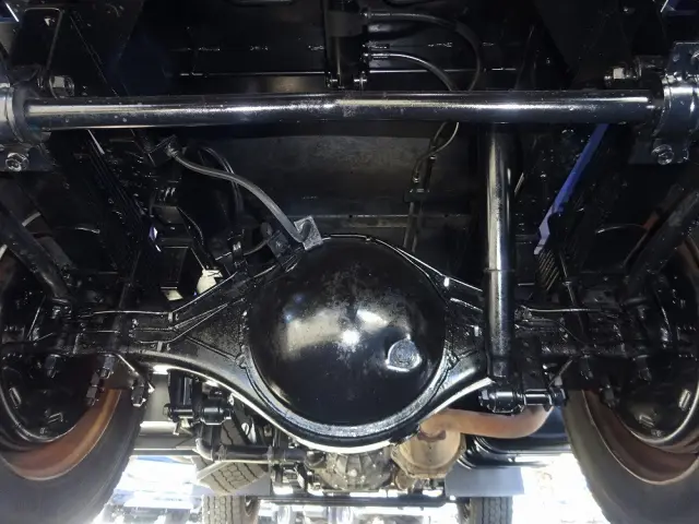 いすゞ エルフ TKG-NKR85YN(2WD)の写真9