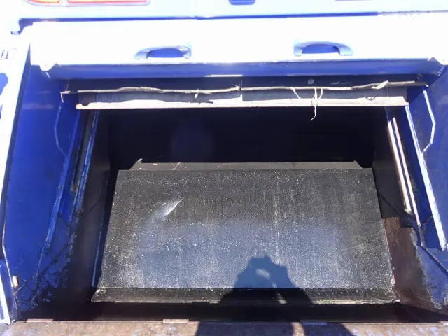 いすゞ エルフ TKG-NKR85YN(2WD)の写真14