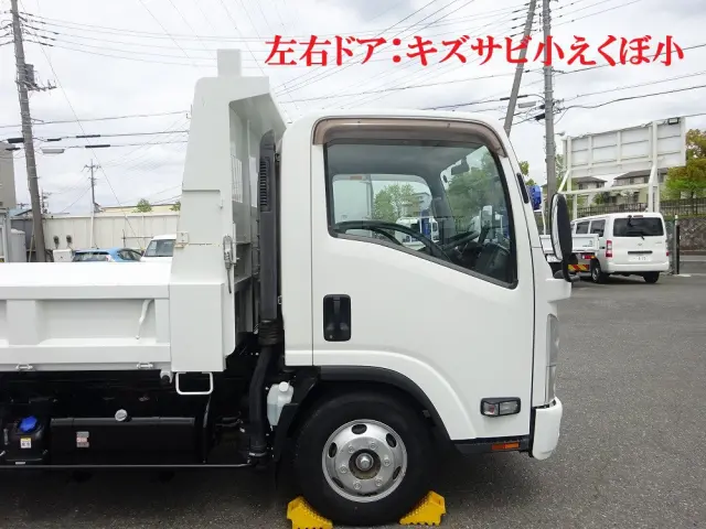 いすゞ エルフ 2PG-NPR88YN(2WD)の写真40