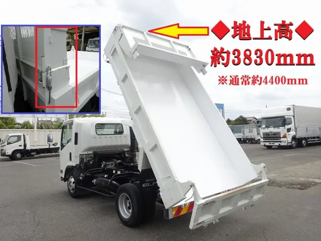 いすゞ エルフ 2PG-NPR88YN(2WD)の写真41