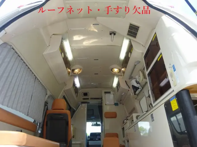 トヨタ ハイエース CBF-TRH226S(4WD)の写真13