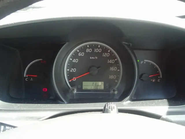 トヨタ ハイエース CBF-TRH226S(4WD)の写真49