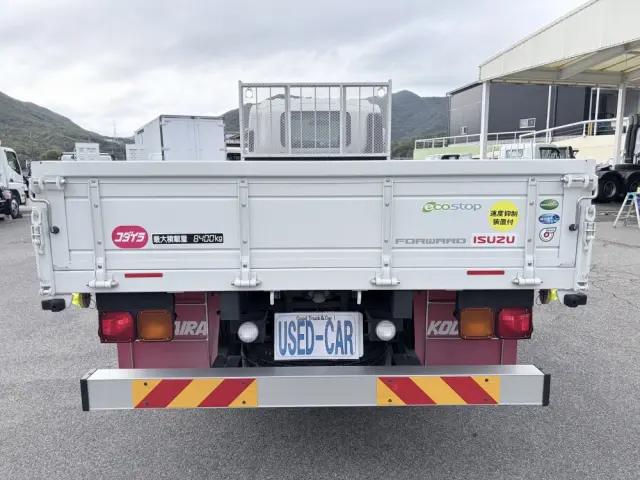 いすゞ フォワード 2RG-FTR90U2(2WD)の写真8