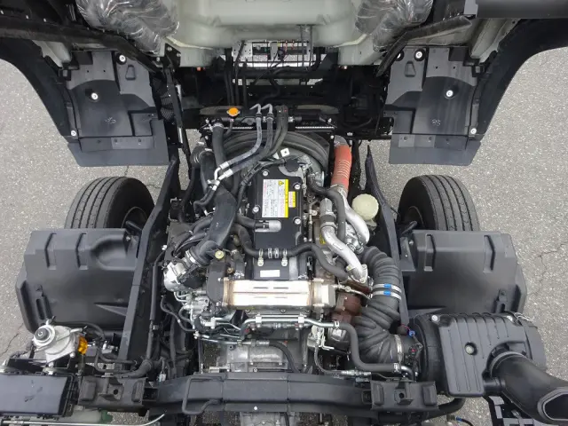 いすゞ フォワード 2RG-FTR90U2(2WD)の写真21