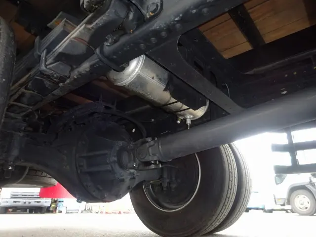 いすゞ フォワード 2RG-FTR90U2(2WD)の写真23