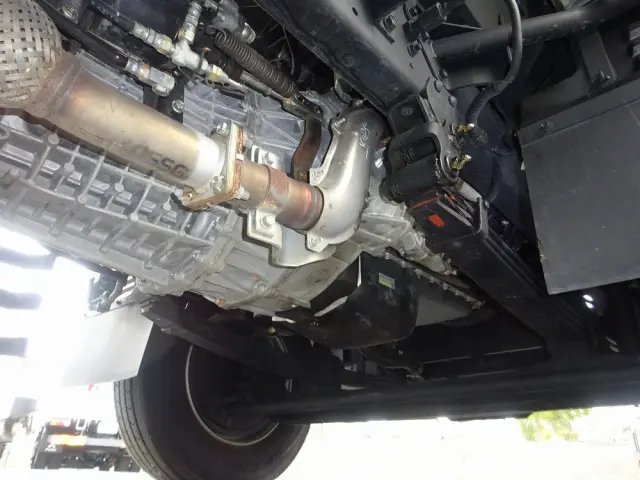 いすゞ フォワード 2RG-FTR90U2(2WD)の写真24