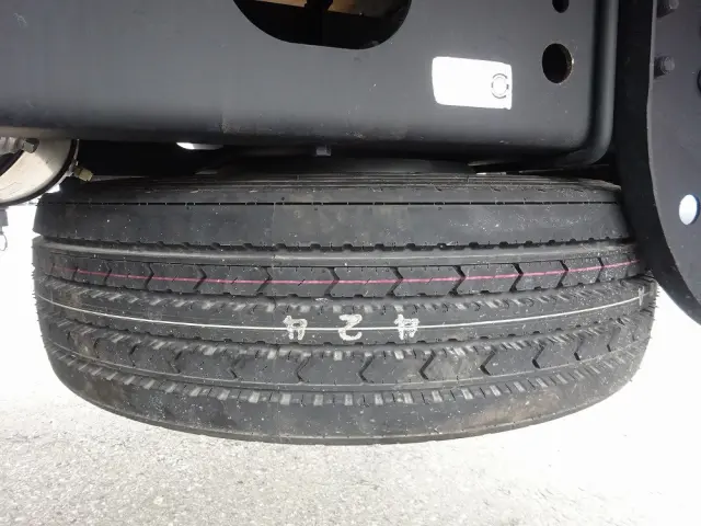 いすゞ フォワード 2RG-FTR90U2(2WD)の写真28