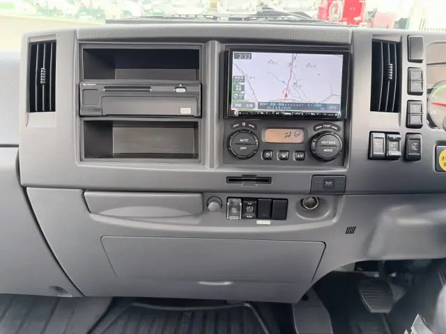 いすゞ フォワード 2RG-FTR90U2(2WD)の写真41