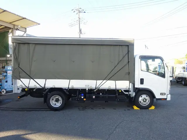 いすゞ エルフ 2RG-NMR88AR(2WD)の写真17