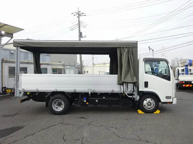 いすゞ エルフ 2RG-NMR88AR(2WD)の写真18