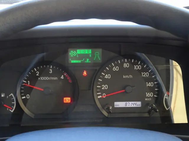 いすゞ エルフ 2RG-NMR88AR(2WD)の写真48