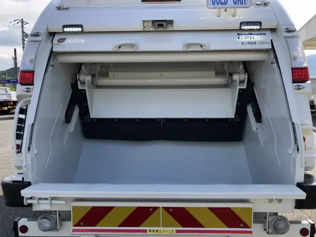 日野 レンジャー 2KG-FC2ABA(2WD)の写真11