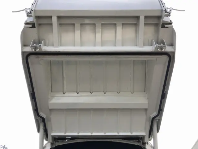 日野 レンジャー 2KG-FC2ABA(2WD)の写真18