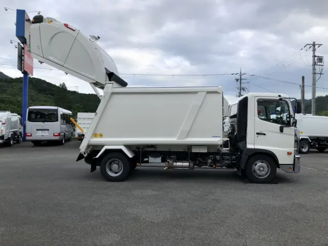 日野 レンジャー 2KG-FC2ABA(2WD)の写真27