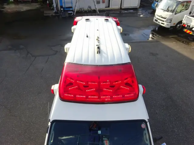 トヨタ ハイエース CBF-TRH226S(4WD)の写真28