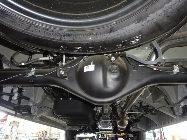 トヨタ ハイエースコミューター 3DF-GDH223B(2WD)の写真9