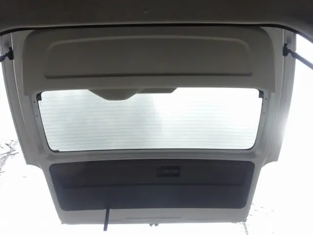 トヨタ ハイエースコミューター 3DF-GDH223B(2WD)の写真24