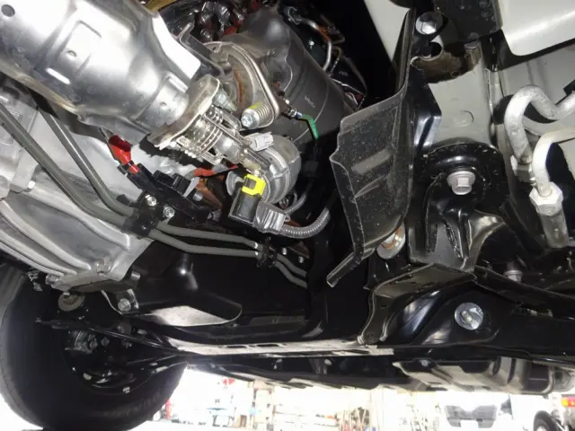 トヨタ ハイエースコミューター 3DF-GDH223B(2WD)の写真27