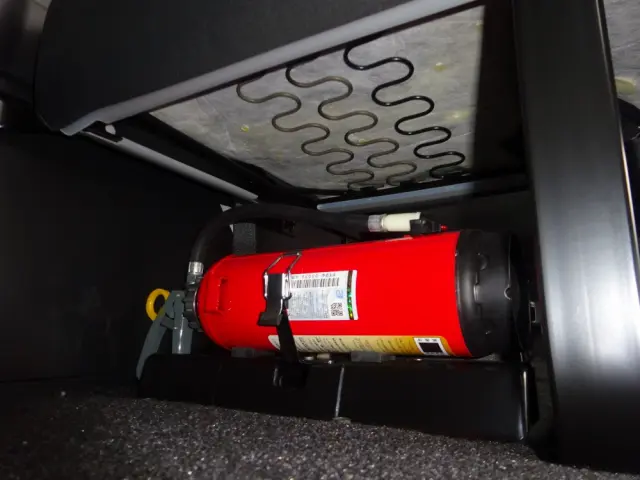 トヨタ ハイエースコミューター 3DF-GDH223B(2WD)の写真45