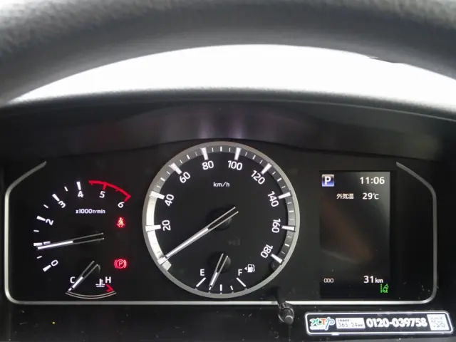 トヨタ ハイエースコミューター 3DF-GDH223B(2WD)の写真48