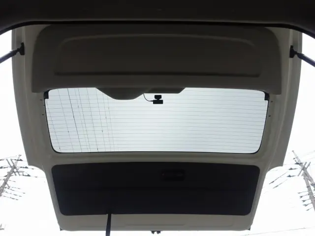 トヨタ ハイエースコミューター 3DF-GDH223B(2WD)の写真25