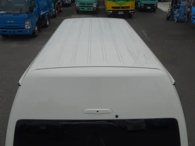 トヨタ ハイエースコミューター 3DF-GDH223B(2WD)の写真45