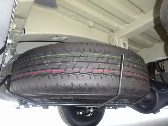 トヨタ ハイエースコミューター 3DF-GDH223B(2WD)の写真47