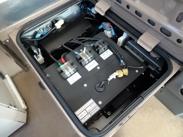 トヨタ ハイエースバン CBF-TRH226S(4WD)の写真30