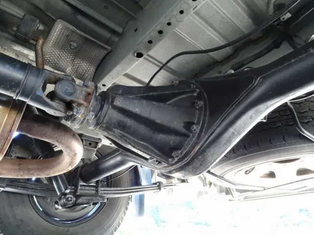 トヨタ ハイエースバン CBF-TRH226S(4WD)の写真36