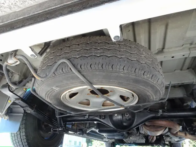 トヨタ ハイエースバン CBF-TRH226S(4WD)の写真49