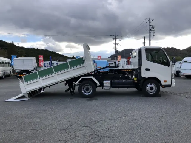 日野 デュトロ 2KG-XZU700X(2WD)の写真7