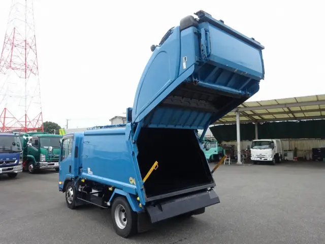 いすゞ エルフ TKG-NPR85YN(2WD)の写真6