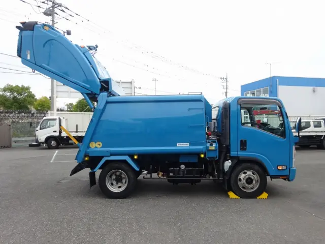 いすゞ エルフ TKG-NPR85YN(2WD)の写真7