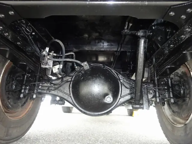 いすゞ エルフ TKG-NPR85YN(2WD)の写真9