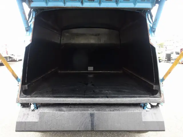 いすゞ エルフ TKG-NPR85YN(2WD)の写真11