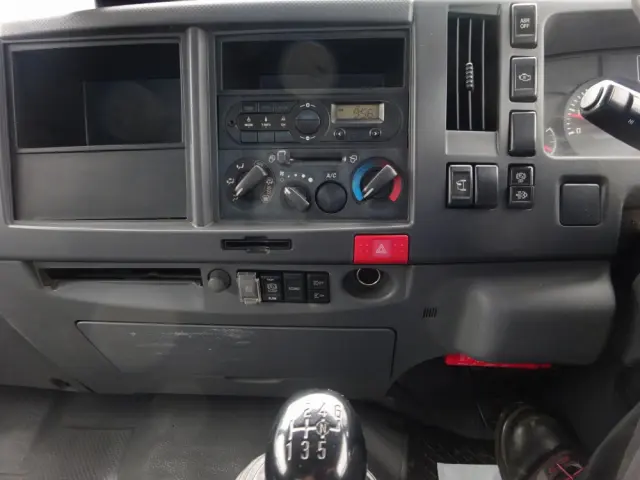 いすゞ エルフ TKG-NPR85YN(2WD)の写真38