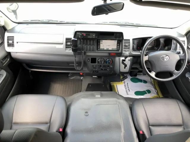 トヨタ ハイエース CBF-TRH226S(4WD)の写真41