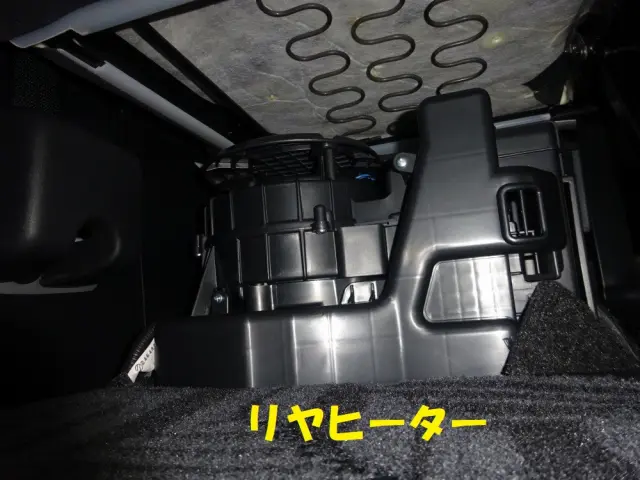 トヨタ ハイエースコミューター 3DF-GDH223B(2WD)の写真21