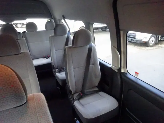 トヨタ ハイエースコミューター 3DF-GDH223Bの写真14