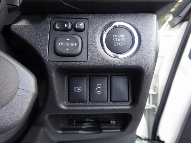 トヨタ ハイエースコミューター 3DF-GDH223Bの写真38