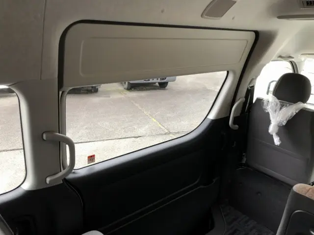 トヨタ ハイエースコミューター 3DF-GDH223B(2WD)の写真23