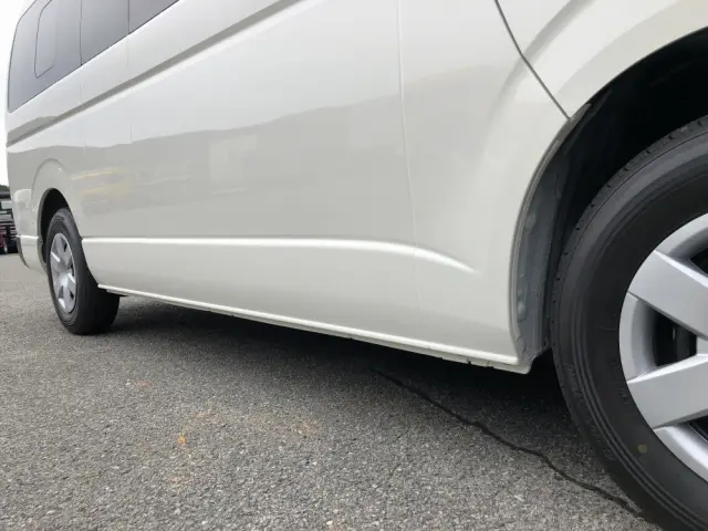 トヨタ ハイエースコミューター 3DF-GDH223B(2WD)の写真26