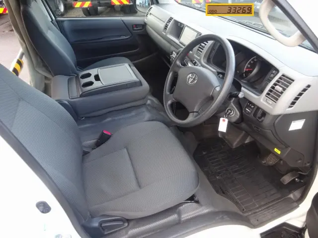 トヨタ その他(トヨタ) CBF-TRH226K(4WD)の写真4