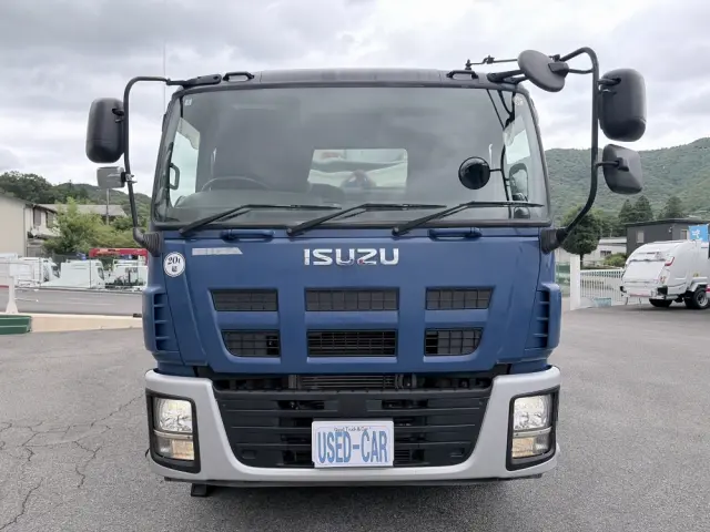 いすゞ ギガ QKG-CXZ77AT(6x4)の写真25