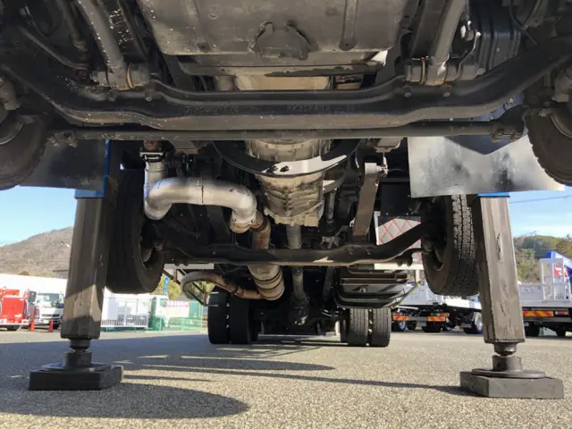 三菱 スーパーグレート QPG-FS60VZ(8x4)の写真27