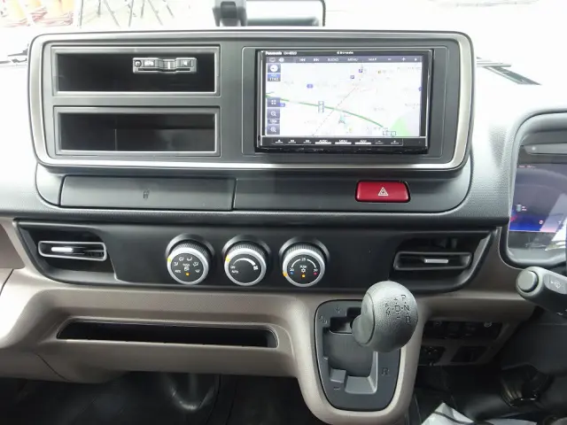 三菱 キャンター 2RG-FGA50(4WD)の写真32