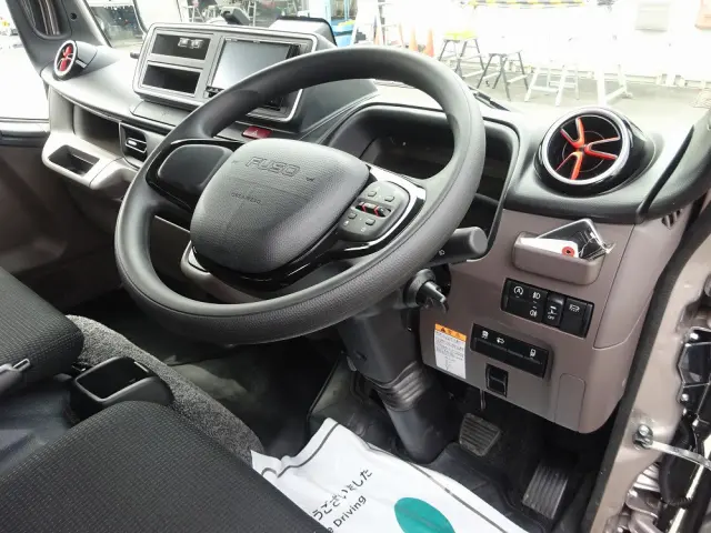 三菱 キャンター 2RG-FGA50(4WD)の写真35