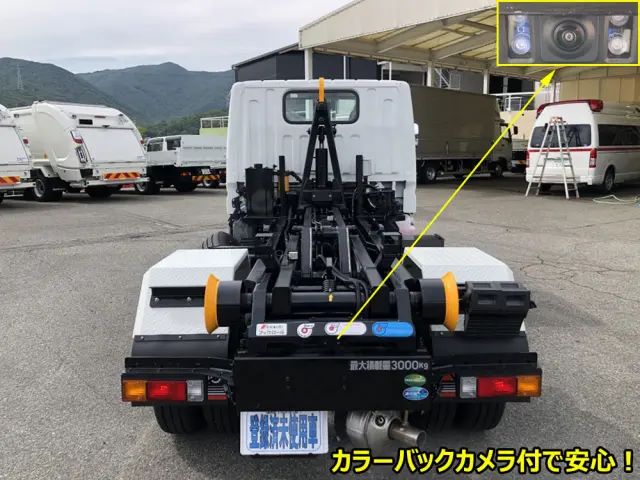 三菱 キャンター 2RG-FBAV0(2WD)の写真3